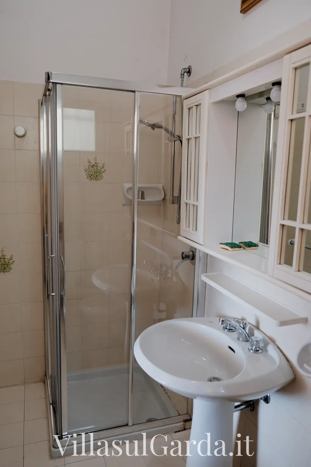 villasulgarda_bilocale_p1_10.webp