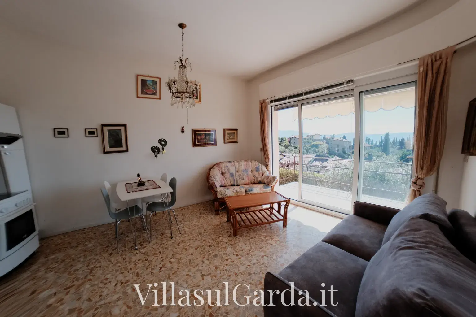 villasulgarda_bilocale_p1_13.webp