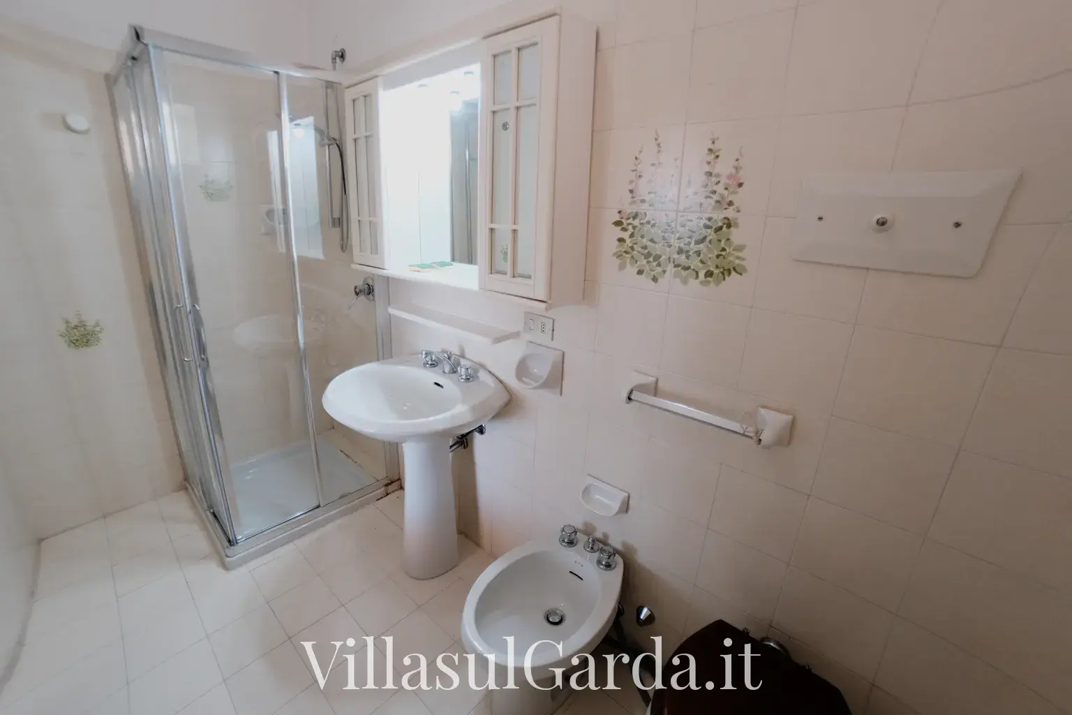 villasulgarda_bilocale_p1_14.webp