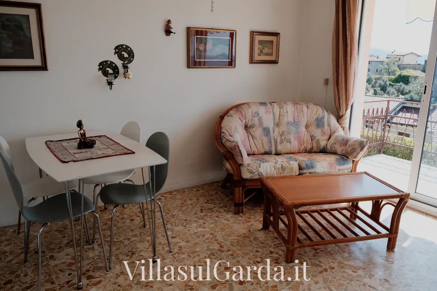 villasulgarda_bilocale_p1_5.webp