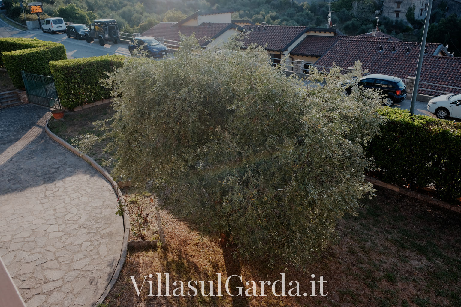villasulgarda_garden_8.jpg